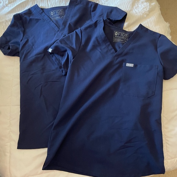 Figs brand!!! Lightly worn in office/clinic - Picture 2 of 2